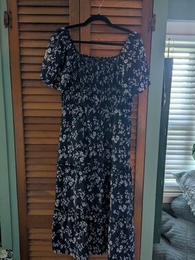 BloomChic Navy Blue Floral Smocked Flutter-Sleeve Midi Dress